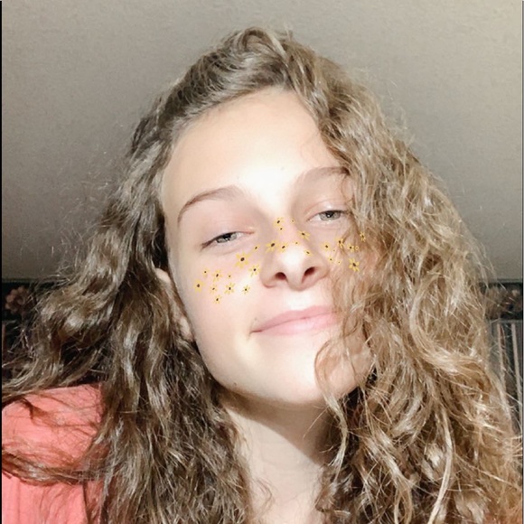 Meet your Posher, Taryn - Picture 1 of 1